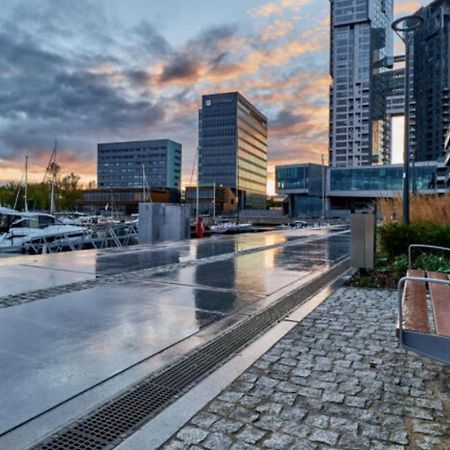 Sea Towers Apartament 27- Min 2 Noce Gdynia Exteriör bild